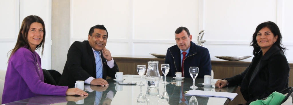 Integrantes de AJUNAF fueron recibidos por el Defensor General